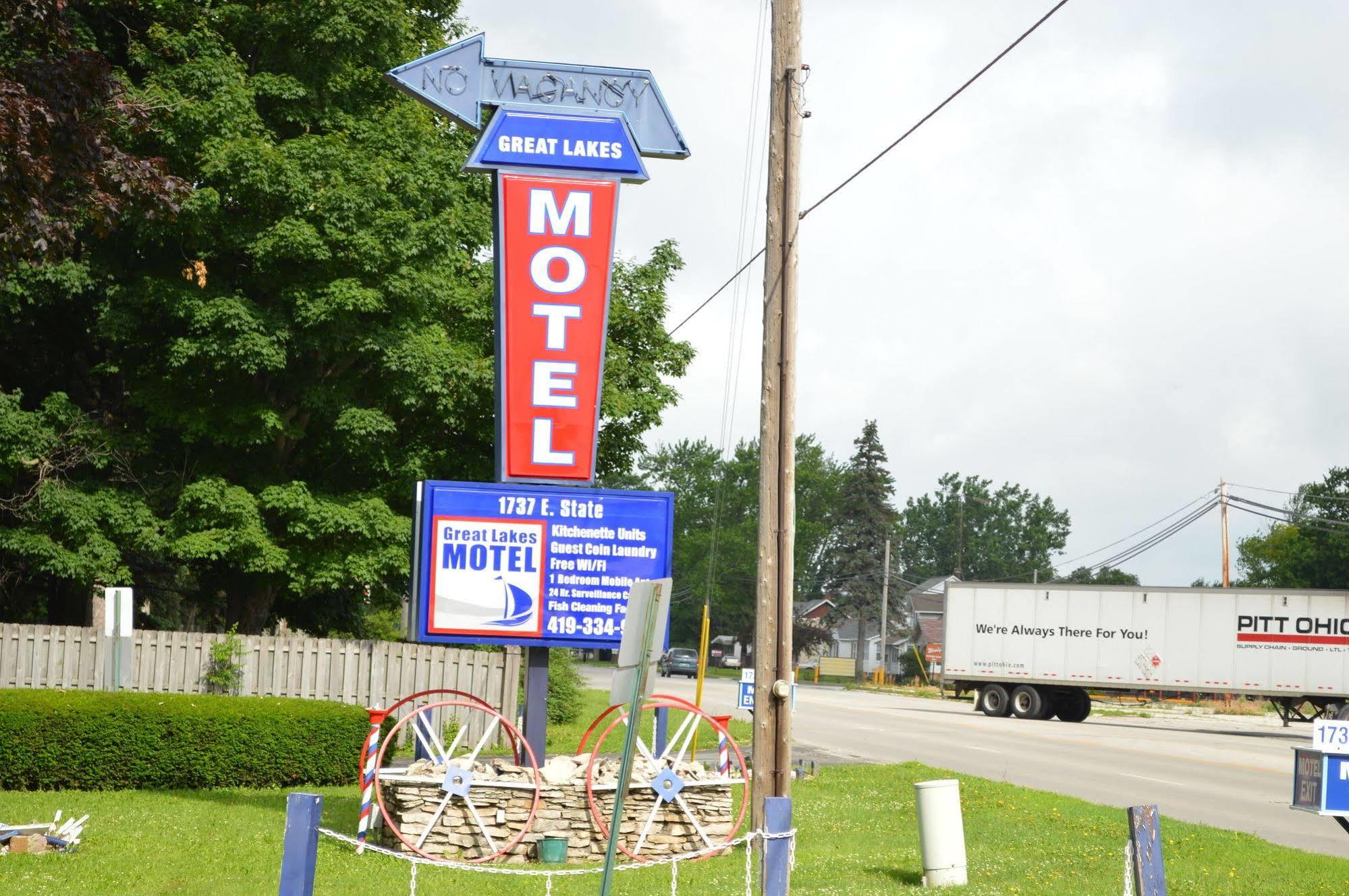 Great Lakes Motel Fremont Extérieur photo